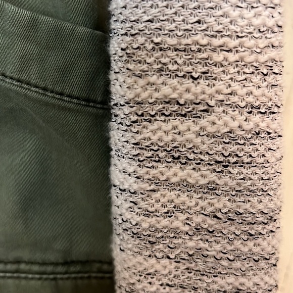 Mossimo Hoodie jacket size L - Picture 5 of 8